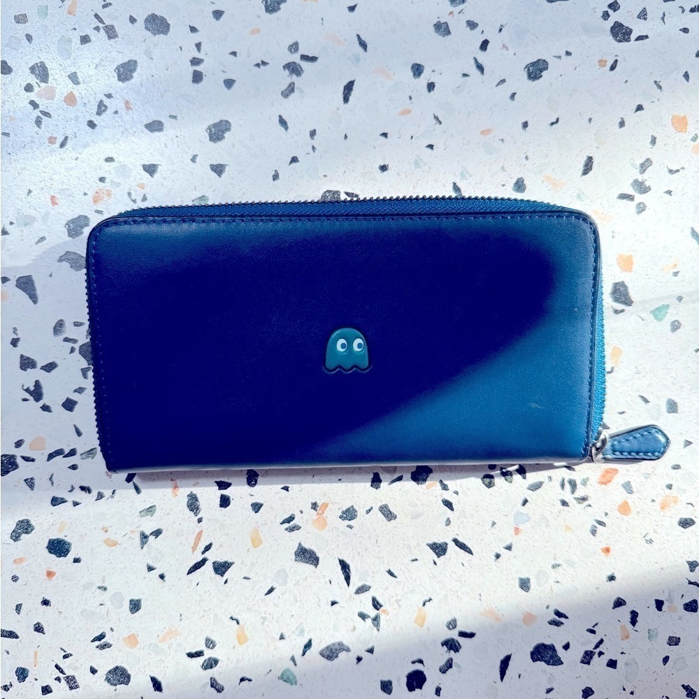 🎮 COACH x PAC-MAN Ghost Limited Edition Accordion Zip Wallet – Inky Blue